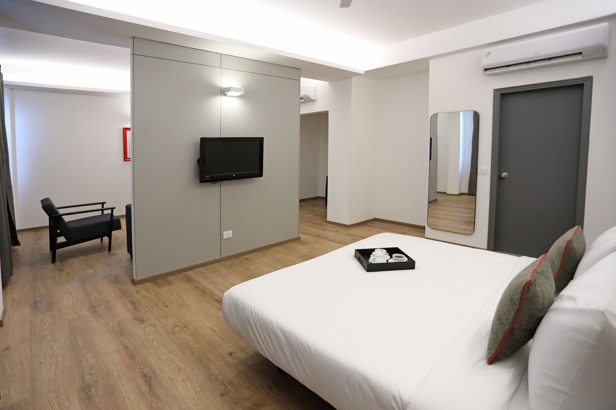 Oyo Townhouse 027 Sector 15 Gurgaon Hotel Exterior photo