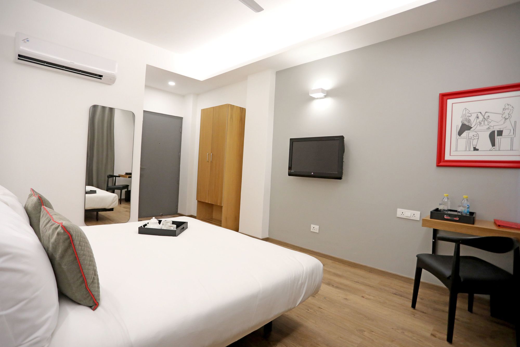 Oyo Townhouse 027 Sector 15 Gurgaon Hotel Exterior photo